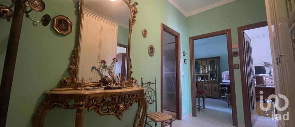 Apartment 0 rooms of 83 m² in None (10060)