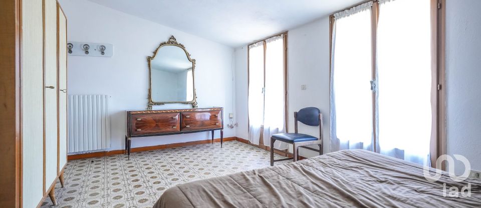 Traditional house 3 rooms of 130 m² in Lagosanto (44023)