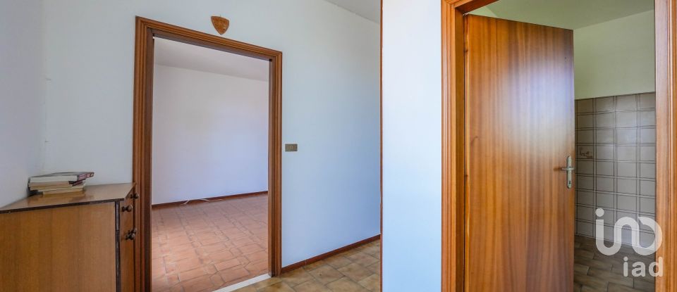 House 5 rooms of 121 m² in Migliaro (44020)