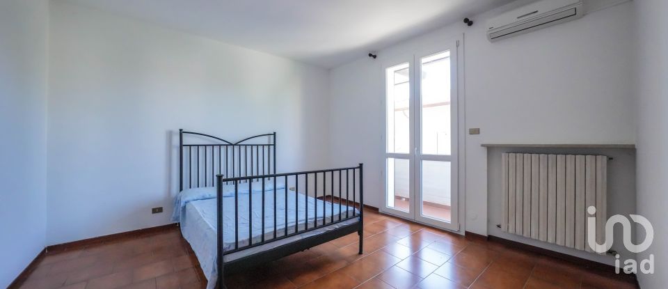 House 5 rooms of 121 m² in Migliaro (44020)