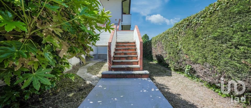 House 5 rooms of 121 m² in Migliaro (44020)