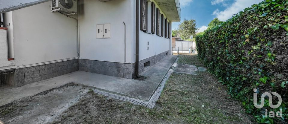 House 5 rooms of 121 m² in Migliaro (44020)