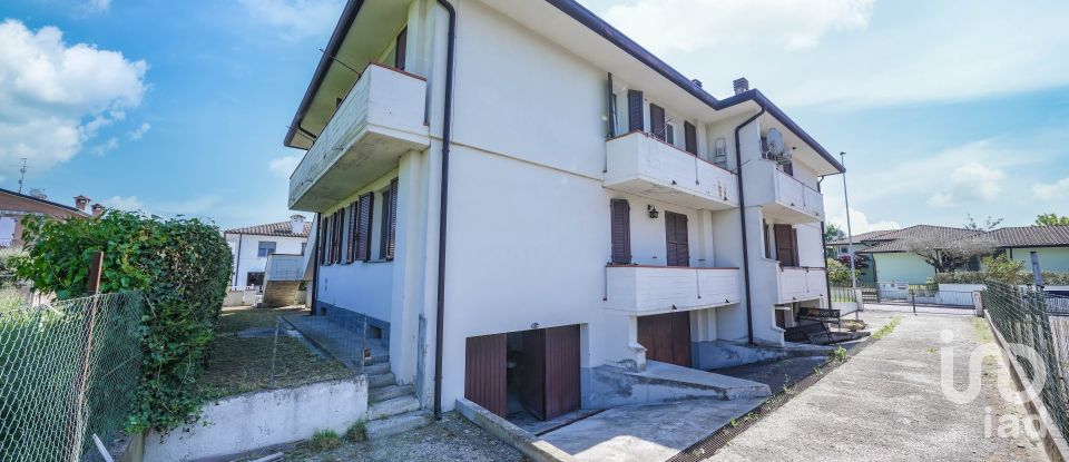 House 5 rooms of 121 m² in Migliaro (44020)