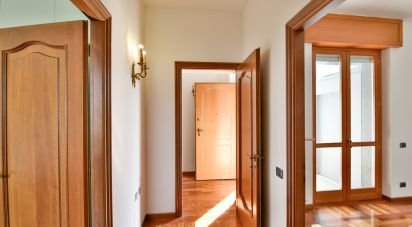 Quadrilocale di 172 m² a Turate (22078)