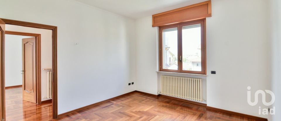 Quadrilocale di 172 m² a Turate (22078)