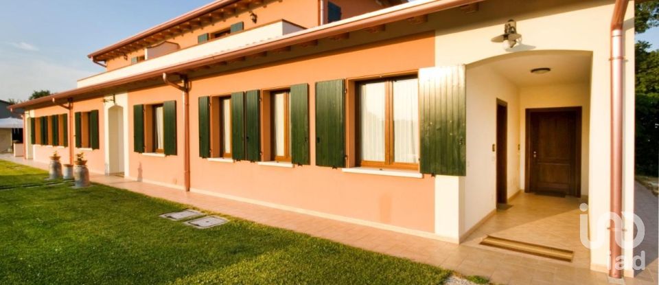 Varie superfici di 0 m² in Monzambano (46040)