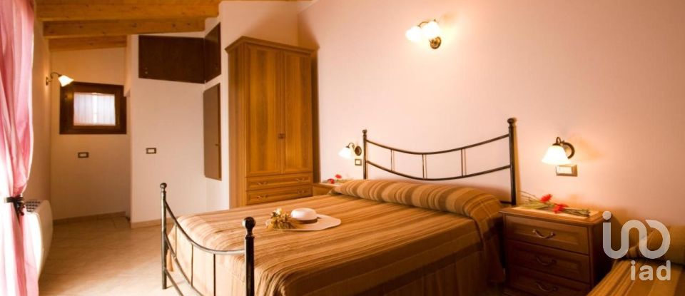 Varie superfici di 0 m² in Monzambano (46040)