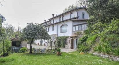 Villa storica 13 locali di 403 m² in Urbino (61029)