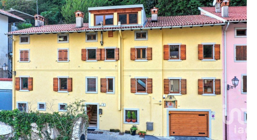 Casa indipendente 5 locali di 385 m² in Gemona del Friuli (33013)