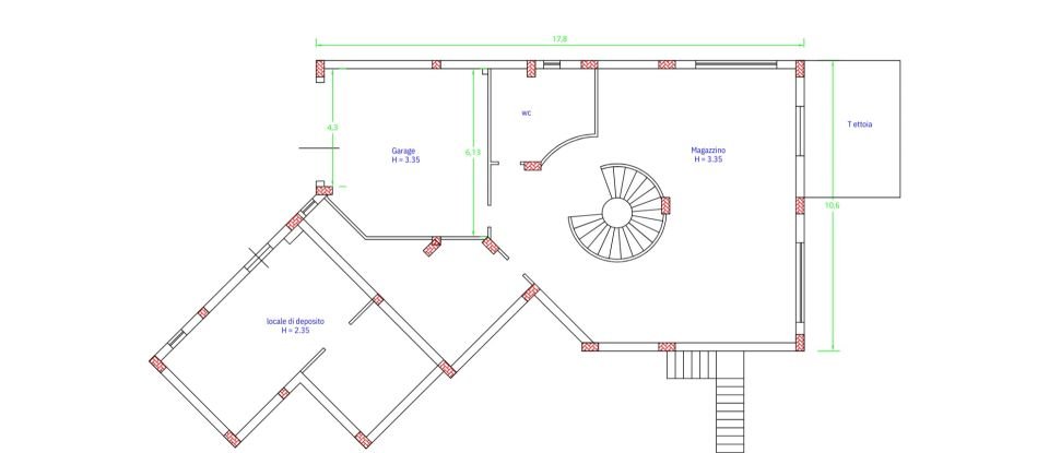 Casale 12 locali di 366 m² in Strongoli (88815)