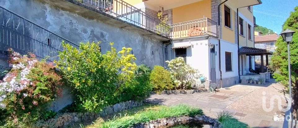 Casa indipendente 15 locali di 400 m² in Oggebbio (28824)