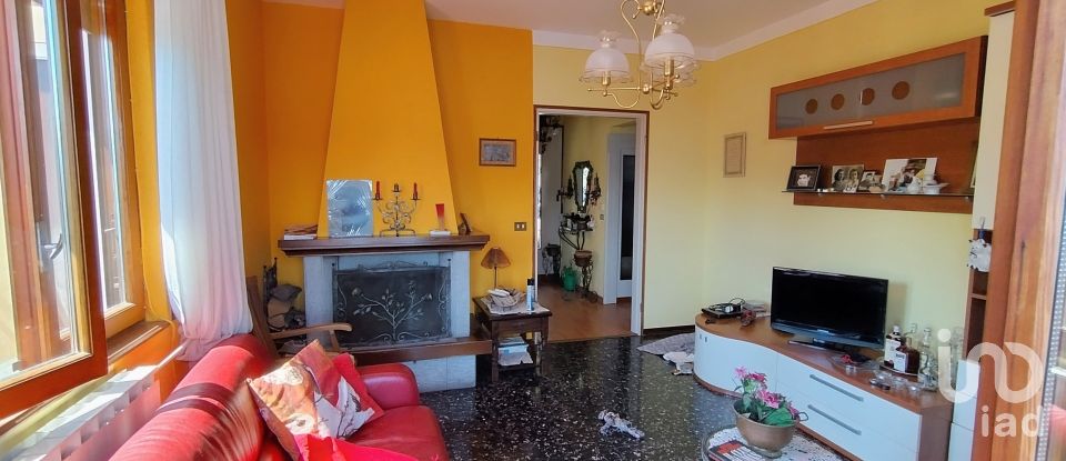 Casa indipendente 15 locali di 400 m² in Oggebbio (28824)