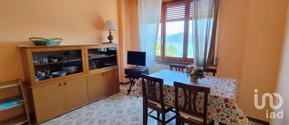 Casa indipendente 15 locali di 400 m² in Oggebbio (28824)