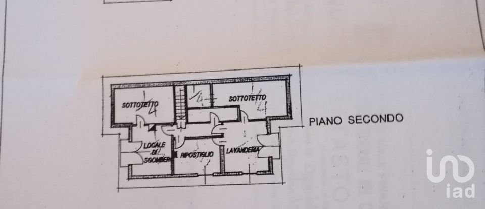 Casa indipendente 15 locali di 400 m² in Oggebbio (28824)