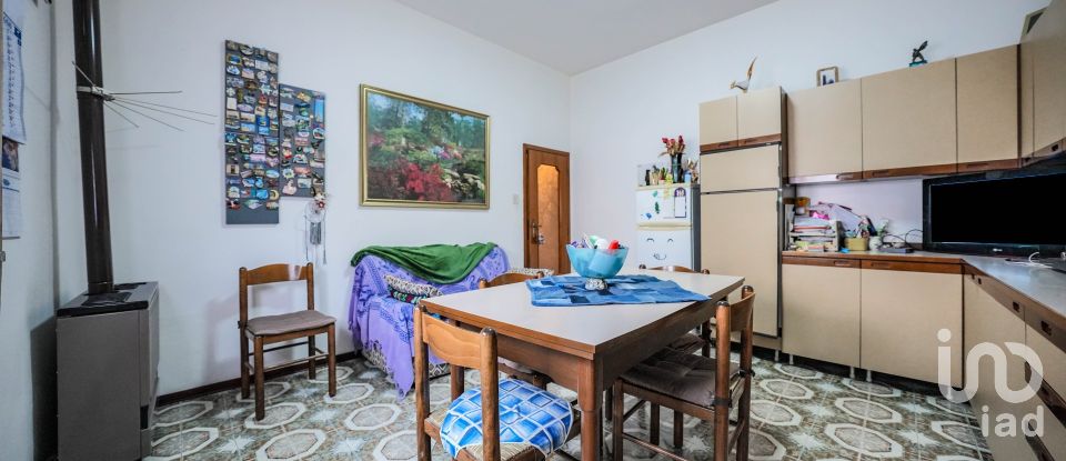 House 9 rooms of 256 m² in Portomaggiore (44015)