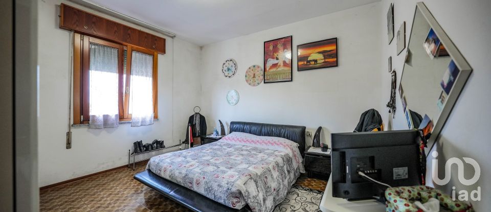 House 9 rooms of 256 m² in Portomaggiore (44015)