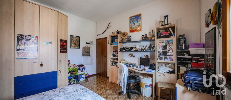 House 9 rooms of 256 m² in Portomaggiore (44015)