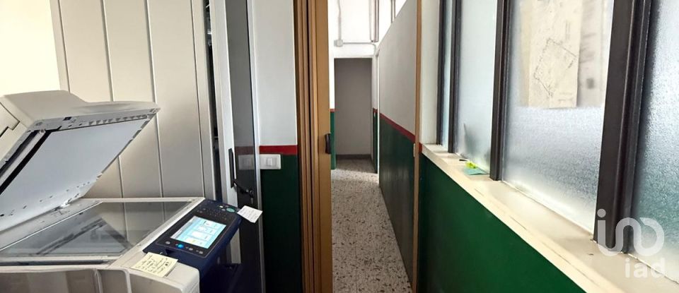 Negozio / locale commerciale di 125 m² in Arezzo (52100)