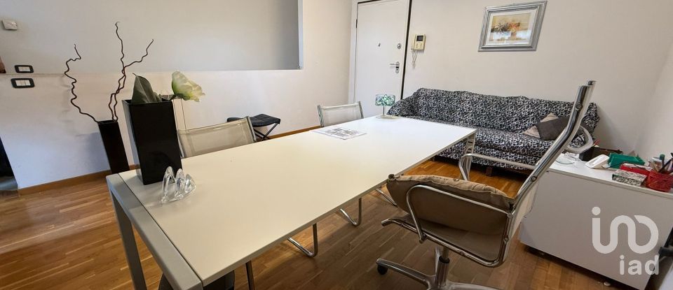 Apartment 5 rooms of 90 m² in Arezzo (52100)