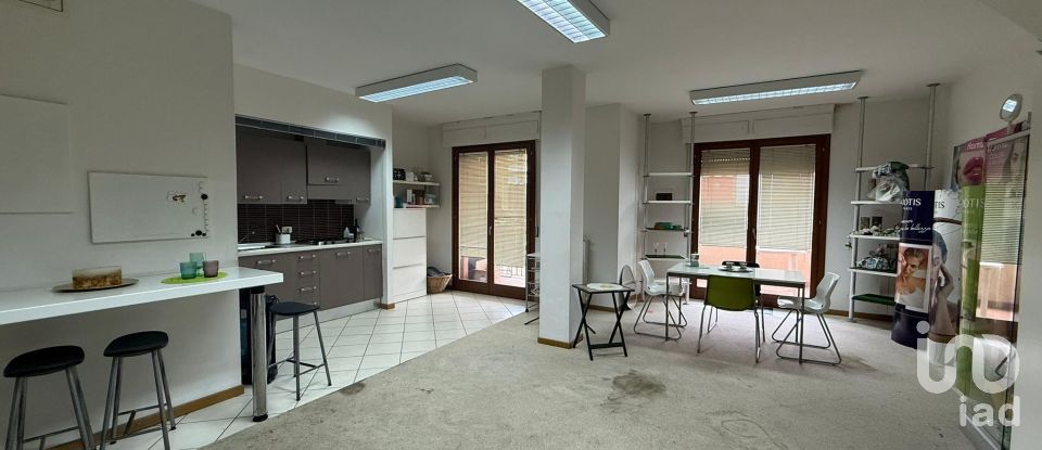 Apartment 5 rooms of 90 m² in Arezzo (52100)