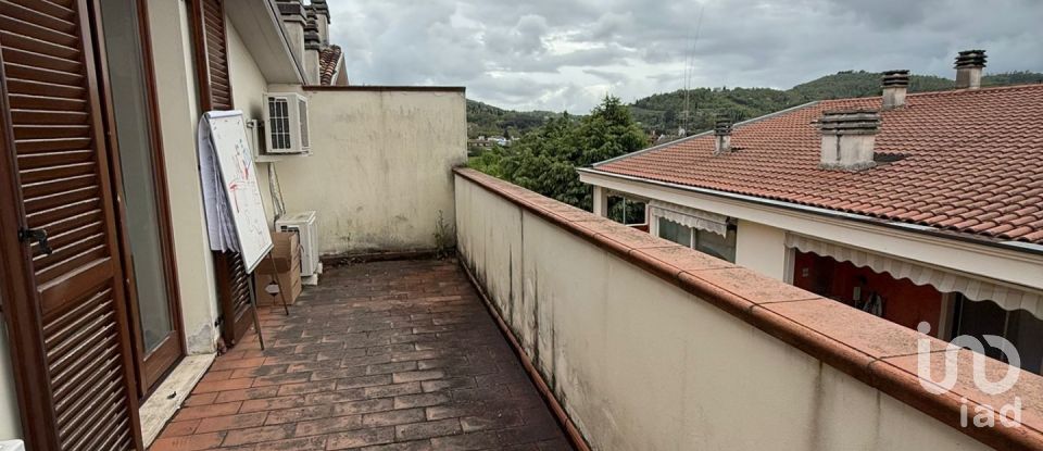 Apartment 5 rooms of 90 m² in Arezzo (52100)