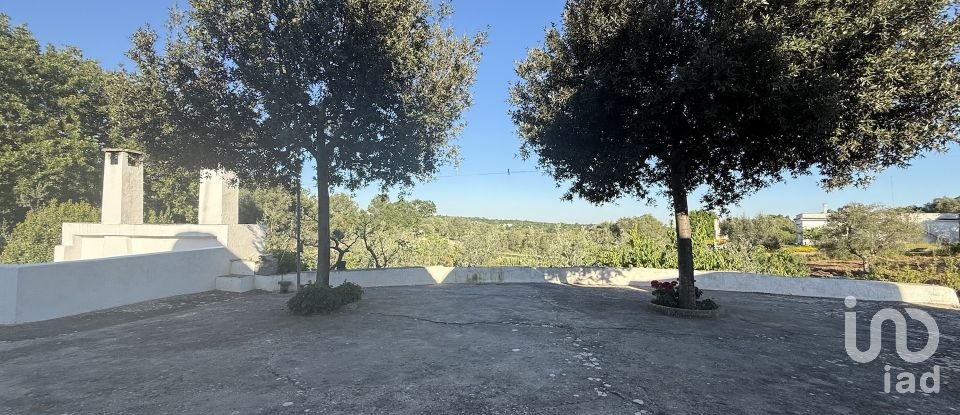 Trullo 8 locali di 190 m² in Ceglie Messapica (72013)