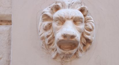 Block of flats in Monte San Pietrangeli (63815) of 1,000 m²