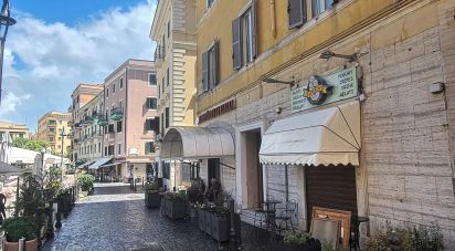 Appartamento 10 locali di 192 m² a Anzio (00042)