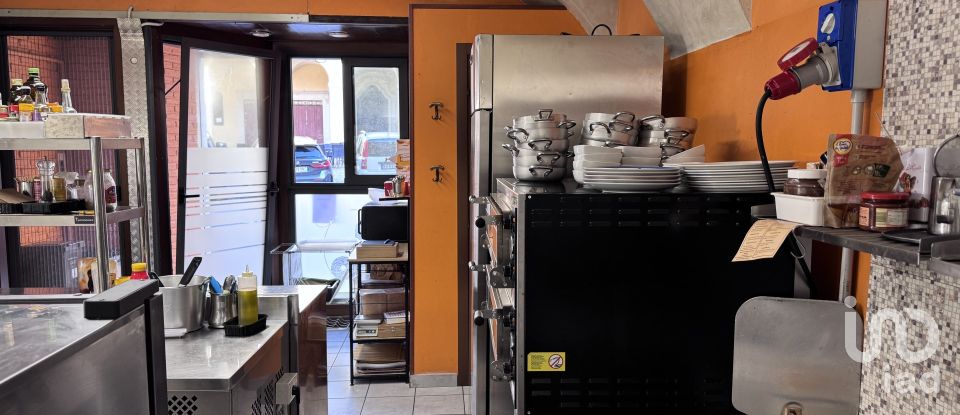 Negozio / locale commerciale di 46 m² in Castiglione delle Stiviere (46043)