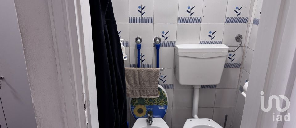 Negozio / locale commerciale di 46 m² in Castiglione delle Stiviere (46043)