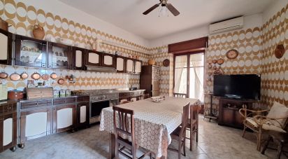 Bilocale di 120 m² a Sarno (84087)