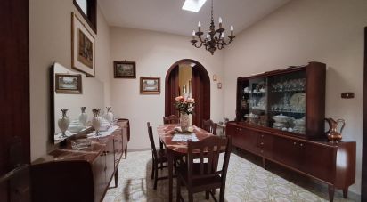 Bilocale di 120 m² a Sarno (84087)