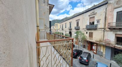 Bilocale di 120 m² a Sarno (84087)