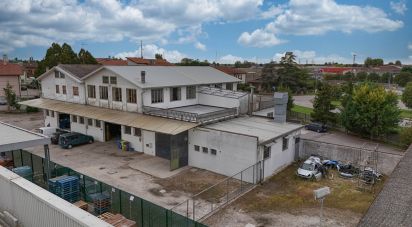 Villa Bifamiliare 4 locali di 602 m² in Copparo (44034)