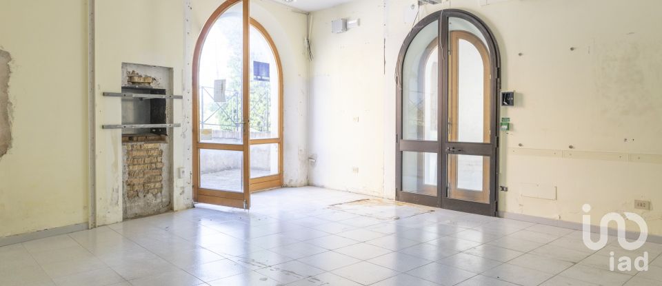 Workshop of 100 m² in Santa Maria Nuova (60030)