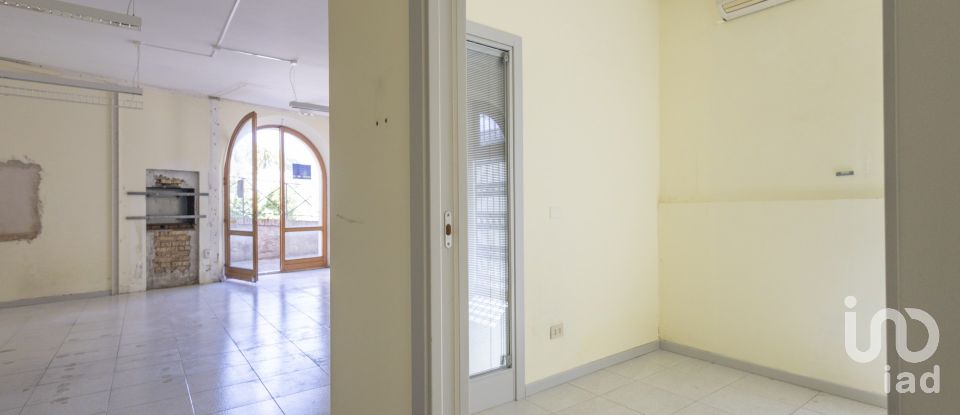 Workshop of 100 m² in Santa Maria Nuova (60030)