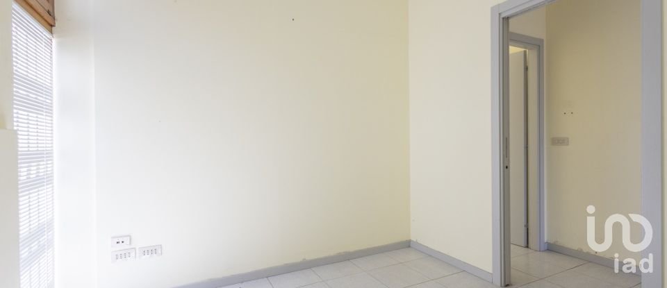 Workshop of 100 m² in Santa Maria Nuova (60030)