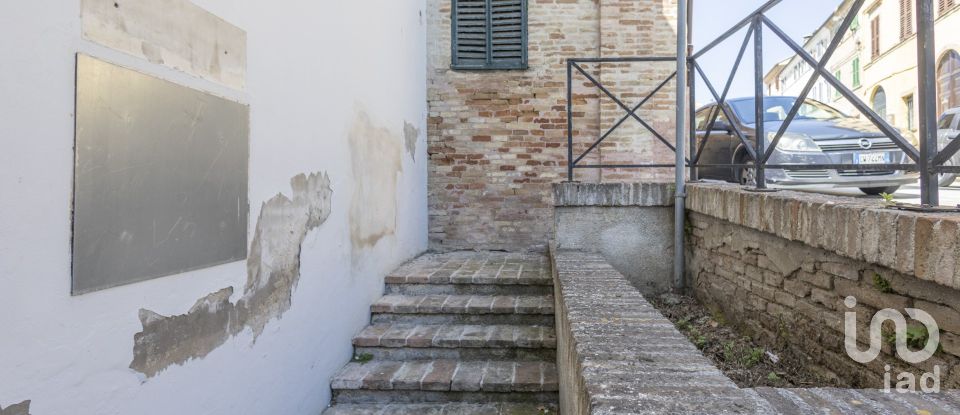 Workshop of 100 m² in Santa Maria Nuova (60030)