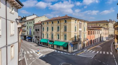 Block of flats in Valeggio sul Mincio (37067) of 706 m²