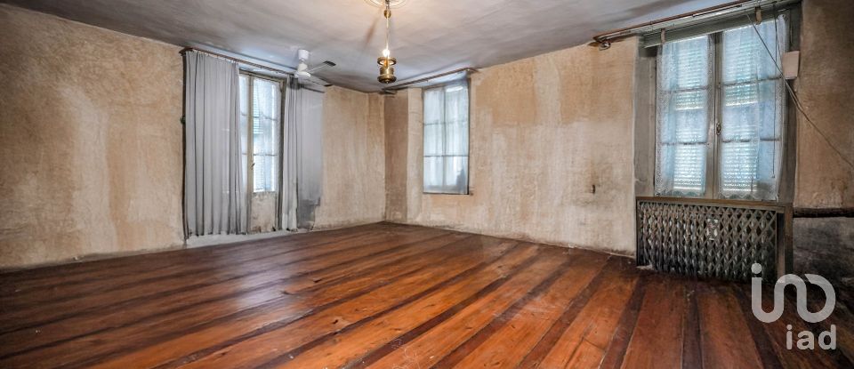 Costruzione di 706 m² in Valeggio sul Mincio (37067)