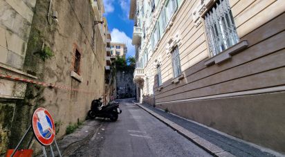Trilocale di 72 m² a Genova (16136)