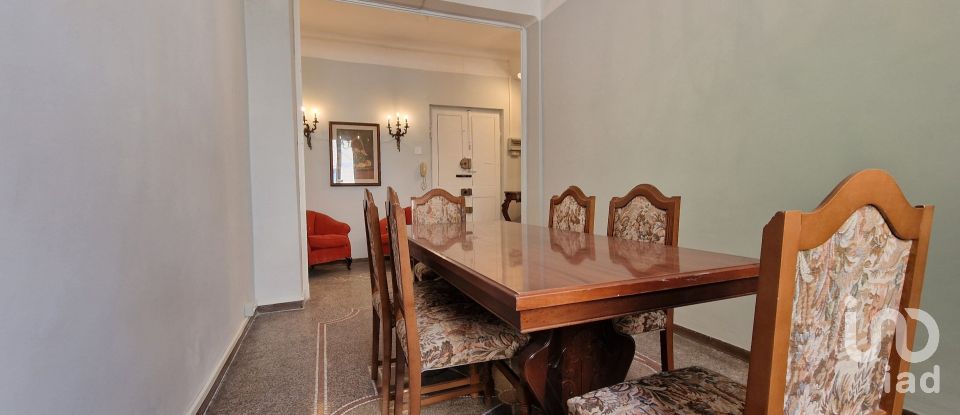 Trilocale di 72 m² a Genova (16136)