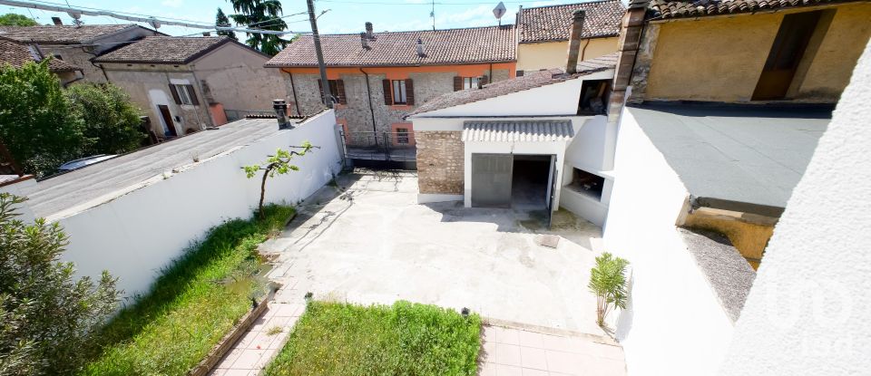 Casa indipendente / Villa 6 locali di 183 m² in Volta Mantovana (46049)