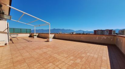 Loft 9 locali di 180 m² a Angri (84012)