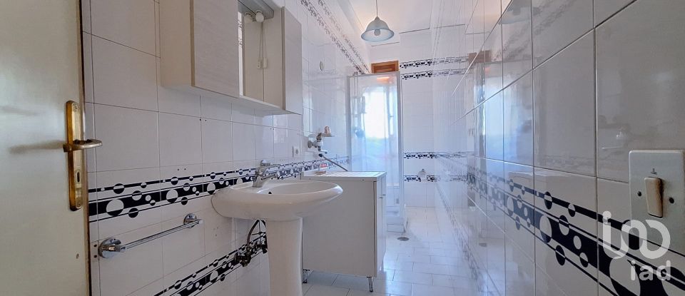 Loft 9 rooms of 180 m² in Angri (84012)