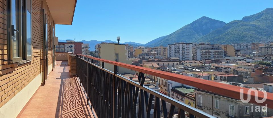 Loft 9 rooms of 180 m² in Angri (84012)