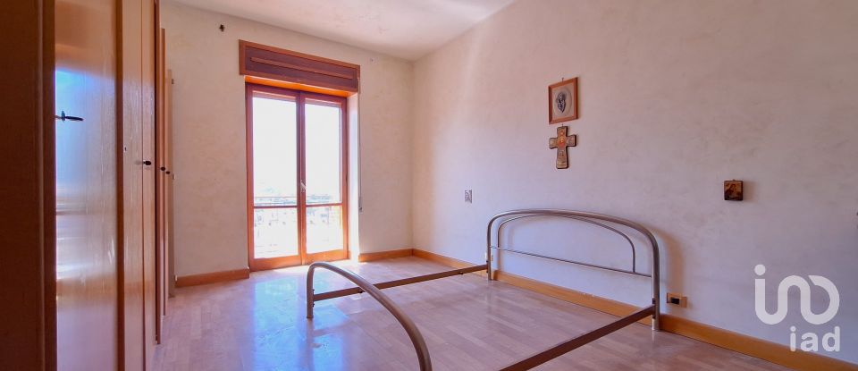 Loft 9 rooms of 180 m² in Angri (84012)