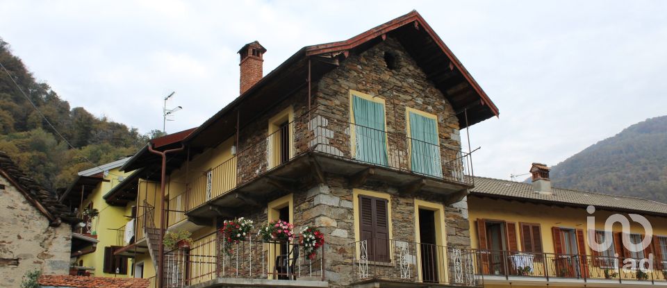 Baita / Chalet 9 locali di 193 m² in San Bernardino Verbano (28804)