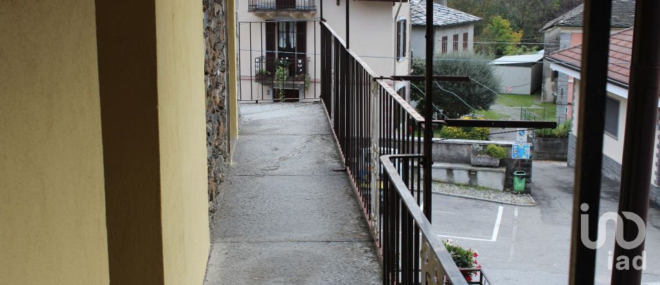 Baita / Chalet 9 locali di 193 m² in San Bernardino Verbano (28804)