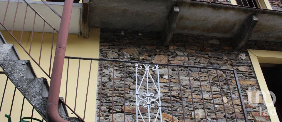 Baita / Chalet 9 locali di 193 m² in San Bernardino Verbano (28804)